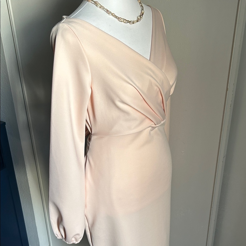 Blume London Boutique Sophisticated Surplice V-Neckline Midi Blush Dress - Picture 6 of 11